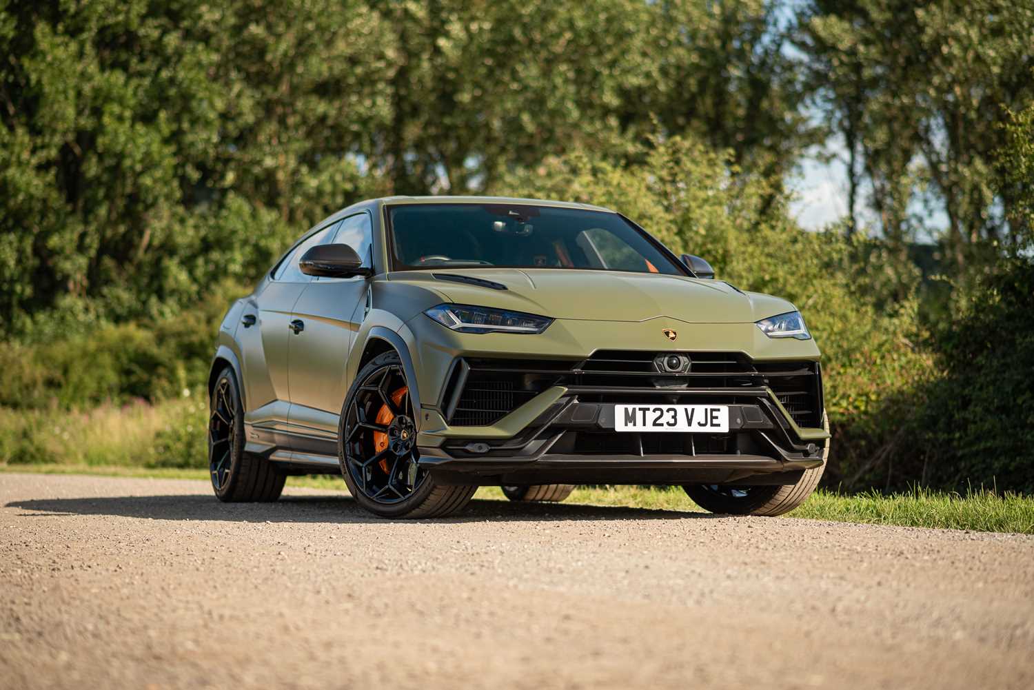 Lot 2023 Lamborghini Urus Perfomante