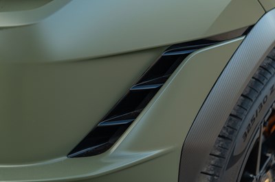 Lot 2023 Lamborghini Urus Perfomante