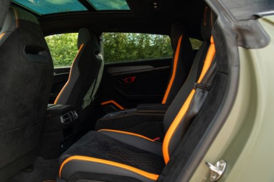 Lot 2023 Lamborghini Urus Perfomante