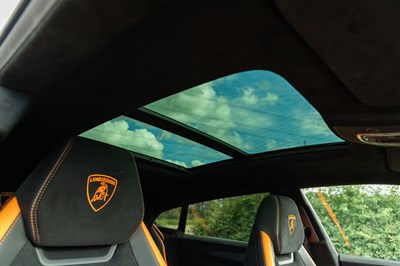 Lot 2023 Lamborghini Urus Perfomante