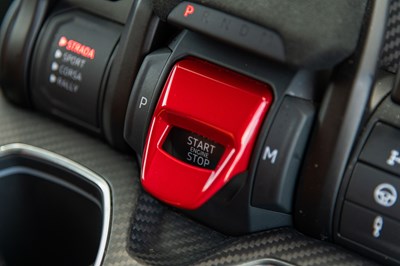 Lot 2023 Lamborghini Urus Perfomante