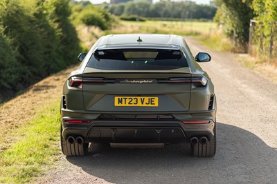 Lot 2023 Lamborghini Urus Perfomante
