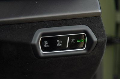 Lot 2023 Lamborghini Urus Perfomante