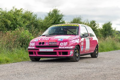 Lot 107 - 1994 Renault Clio Williams