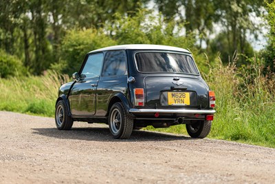 Lot 1995 Mini Cooper