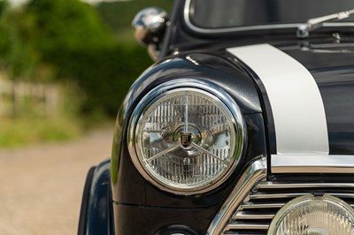 Lot 1995 Mini Cooper