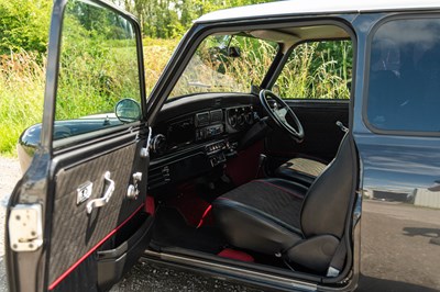 Lot 1995 Mini Cooper