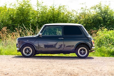 Lot 1995 Mini Cooper