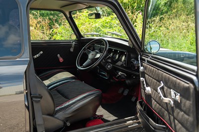 Lot 1995 Mini Cooper