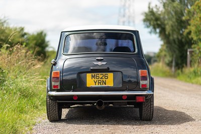 Lot 1995 Mini Cooper