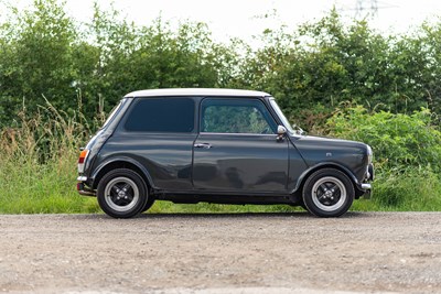 Lot 1995 Mini Cooper