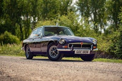 Lot 1974 MGB GT