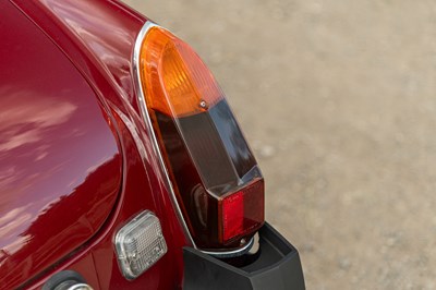 Lot 26 - 1976 MG B Roadster