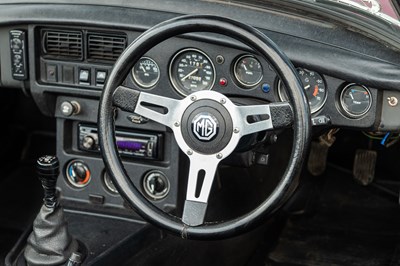 Lot 26 - 1976 MG B Roadster