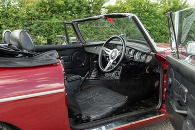 Lot 26 - 1976 MG B Roadster