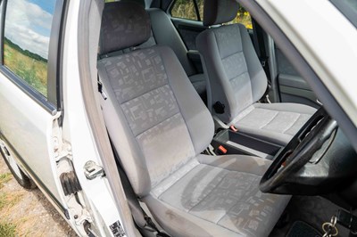 Lot 14 - 1996 Mercedes C200 Classic