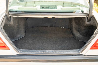 Lot 14 - 1996 Mercedes C200 Classic