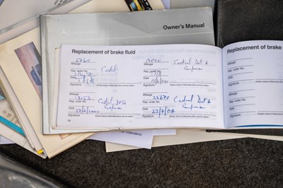 Lot 14 - 1996 Mercedes C200 Classic