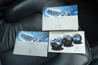 Lot 2000 Mercedes CL500