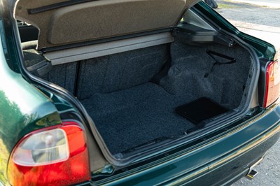 Lot 27 - 2002 MG ZS 120