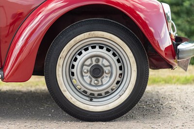 Lot 13 - 1977 Volkswagen Beetle