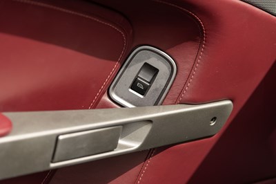 Lot 61 - 2005 Aston Martin DB9