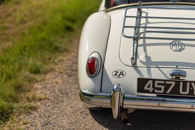 Lot 69 - 1957 MGA 1500 Coupe
