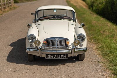 Lot 69 - 1957 MGA 1500 Coupe