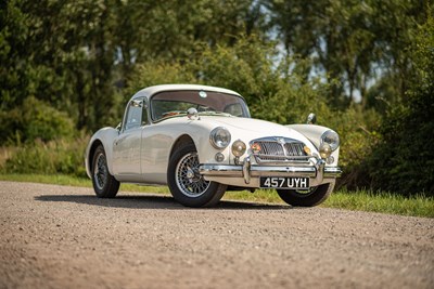 Lot 69 - 1957 MGA 1500 Coupe