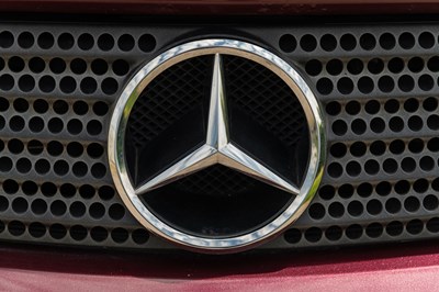 Lot 94 - 2001 Mercedes SLK230