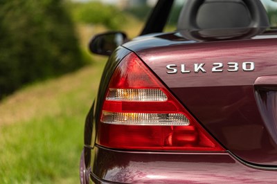 Lot 94 - 2001 Mercedes SLK230
