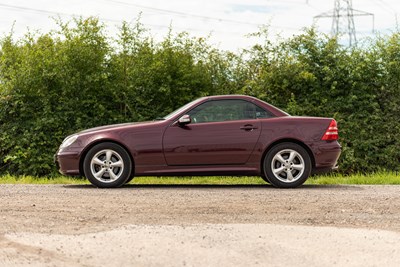Lot 94 - 2001 Mercedes SLK230