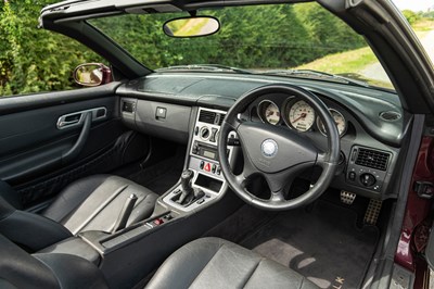 Lot 94 - 2001 Mercedes SLK230