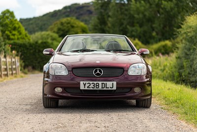 Lot 94 - 2001 Mercedes SLK230