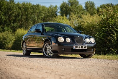Lot 62 - 2004 Jaguar S Type