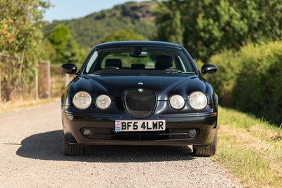 Lot 62 - 2004 Jaguar S Type