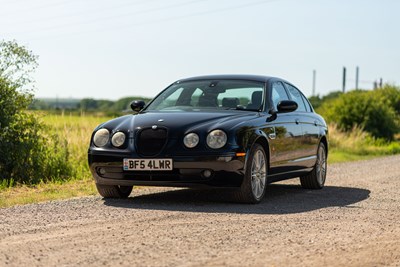 Lot 62 - 2004 Jaguar S Type