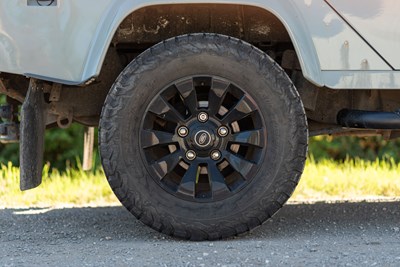 Lot 32 - 2014 Land Rover Defender 110XS