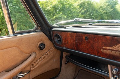 Lot 21 - 1977 Triumph Stag
