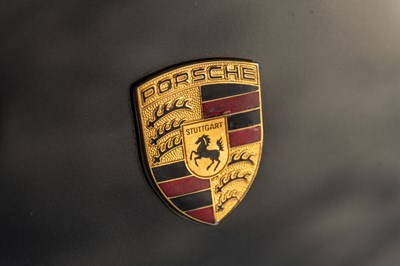 Lot 91 - 1997 Porsche 911 Carrera 2 Cabriolet