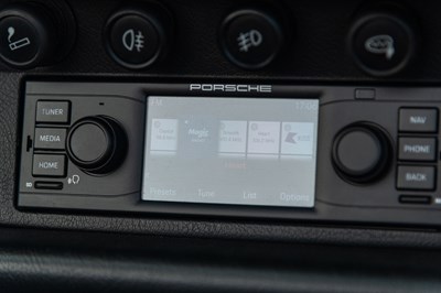 Lot 91 - 1997 Porsche 911 Carrera 2 Cabriolet