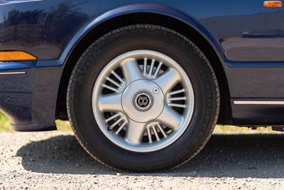 Lot 40 - 1997 Bentley Continental R