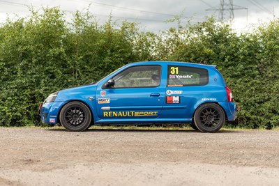 Lot 53 - 2003 Renault Clio Cup 182