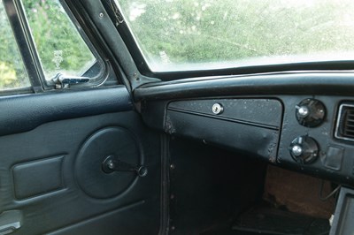 Lot 96 - 1972 MGB GT