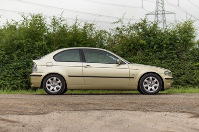 Lot 9 - 2003 BMW 316 TI SE Compact