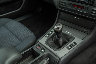 Lot 9 - 2003 BMW 316 TI SE Compact