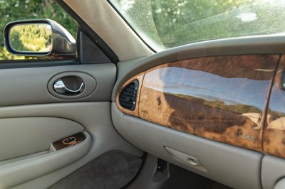 Lot 50 - 1996 Jaguar XK8 Convertible