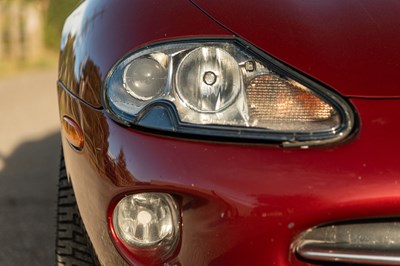 Lot 50 - 1996 Jaguar XK8 Convertible