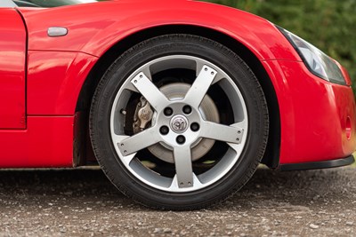 Lot 35 - 2001 Vauxhall VX220