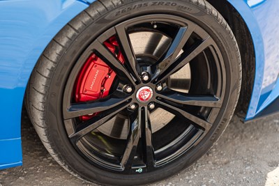 Lot 95 - 2016 Jaguar F-Type SVR